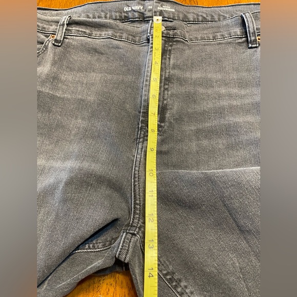Old Navy mid rise, boyfriend ankle jeans. Size 24. NWT lightly distressed - Picture 8 of 11